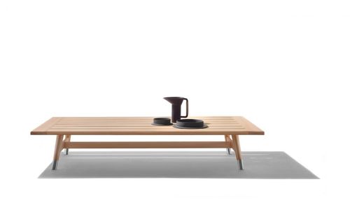flexform_desco_outdoor_small_table_2.jpg